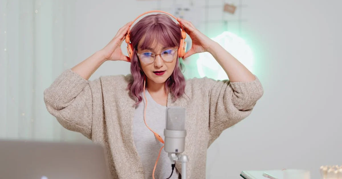 Cortana's Voice: The Girl Next Door Revealed