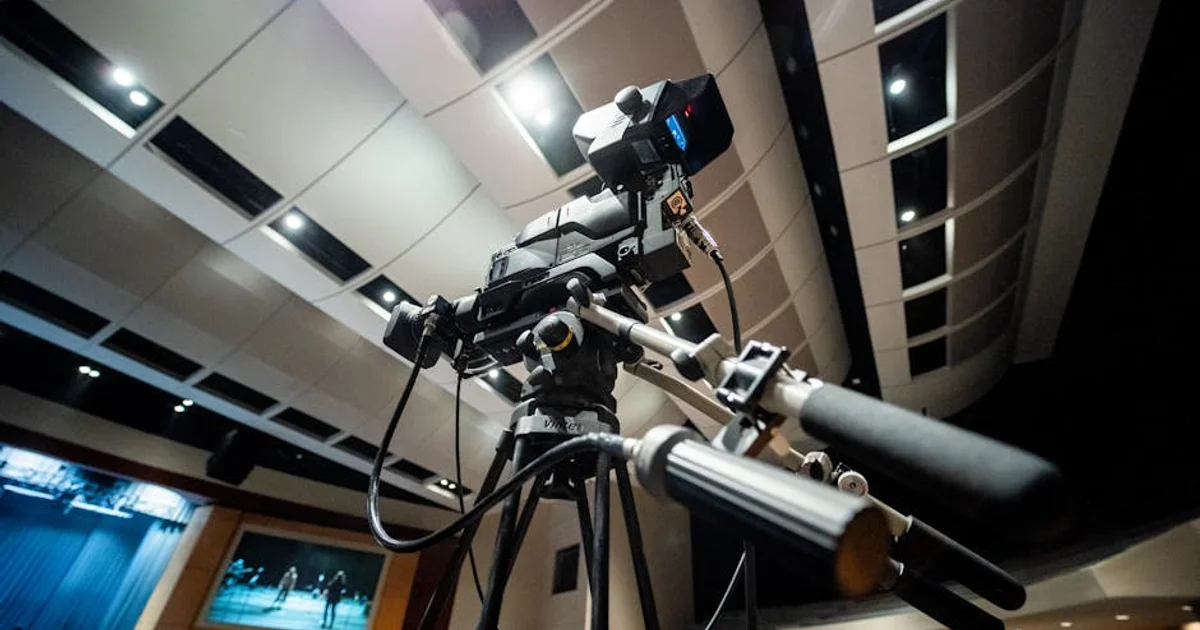 Revolutionary Microphone Redefines Voice-Over Quality